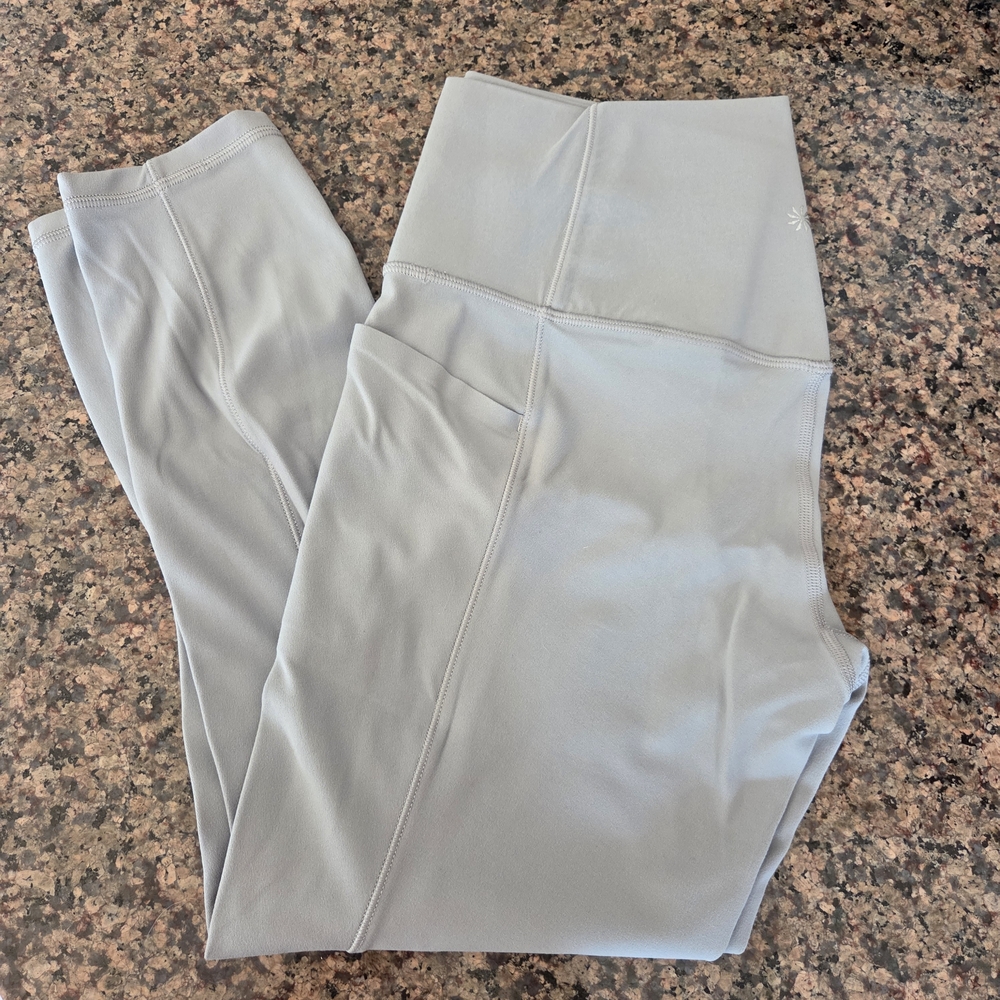 Athleta Salutation Stash 7/8 Leggings
